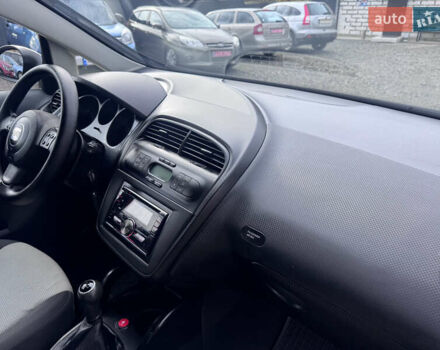 Черный Сеат Алтеа, объемом двигателя 1.6 л и пробегом 180 тыс. км за 7140 $, фото 35 на Automoto.ua