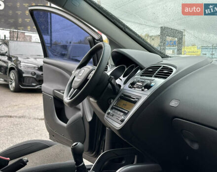 Сеат Алтеа 2011 в Харькове на Automoto.ua Черный Сеат Алтеа, объемом двигателя 1.4 л и пробегом 221 тыс. км за 6200 $, фото 23 на Automoto.ua