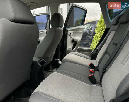 Сеат Алтеа 2011 в Харькове на Automoto.ua Черный Сеат Алтеа, объемом двигателя 1.4 л и пробегом 221 тыс. км за 6200 $, фото 15 на Automoto.ua