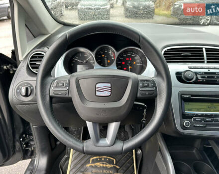 Сеат Алтеа 2011 в Харькове на Automoto.ua Черный Сеат Алтеа, объемом двигателя 1.4 л и пробегом 221 тыс. км за 6200 $, фото 26 на Automoto.ua
