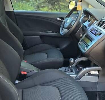 Сеат Алтеа 2013 в Херсоне на Automoto.ua Черный Сеат Алтеа, объемом двигателя 1.98 л и пробегом 142 тыс. км за 10000 $, фото 10 на Automoto.ua