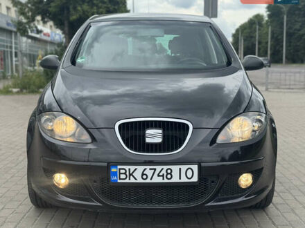 Сеат Алтеа 2006 в Ровно на Automoto.ua Черный Сеат Алтеа, объемом двигателя 1.6 л и пробегом 175 тыс. км за 5750 $, фото 1 на Automoto.ua