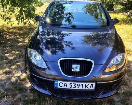 Чорний Сеат Altea, об'ємом двигуна 1.6 л та пробігом 192 тис. км за 4500 $, фото 1 на Automoto.ua