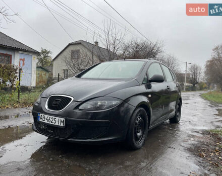 Черный Сеат Алтеа, объемом двигателя 1.6 л и пробегом 270 тыс. км за 2650 $, фото 1 на Automoto.ua