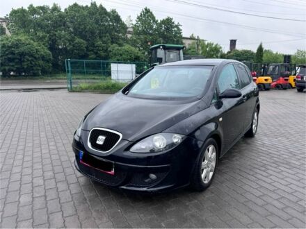 Сеат Алтеа 2008 в Житомире на Automoto.ua Черный Сеат Алтеа, объемом двигателя 1.9 л и пробегом 310 тыс. км за 2199 $, фото 1 на Automoto.ua