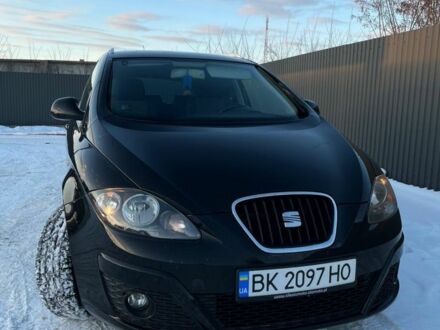 Сеат Алтеа 2009 в Сарнах на Automoto.ua Черный Сеат Алтеа, объемом двигателя 1.9 л и пробегом 220 тыс. км за 7300 $, фото 1 на Automoto.ua