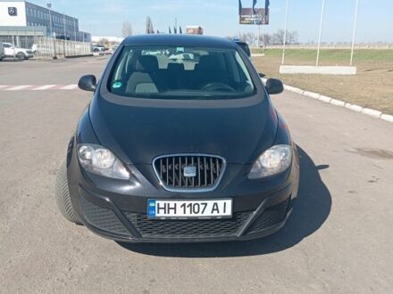 Сеат Altea 2010 у Одесі на Automoto.ua Чорний Сеат Altea, об'ємом двигуна 1.4 л та пробігом 224 тис. км за 7400 $, фото 1 на Automoto.ua