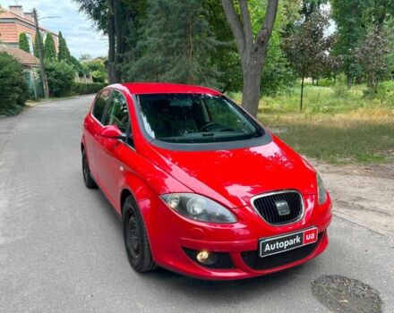 Красный Сеат Алтеа, объемом двигателя 2 л и пробегом 233 тыс. км за 6990 $, фото 2 на Automoto.ua