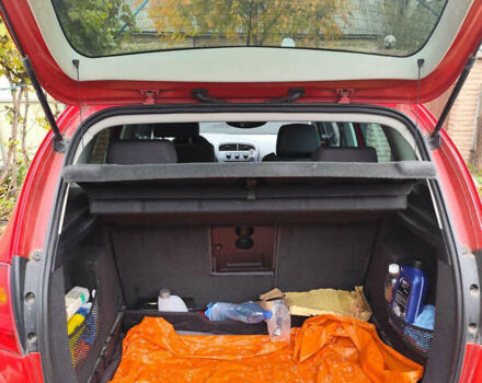 Красный Сеат Алтеа, объемом двигателя 1.6 л и пробегом 195 тыс. км за 3600 $, фото 1 на Automoto.ua