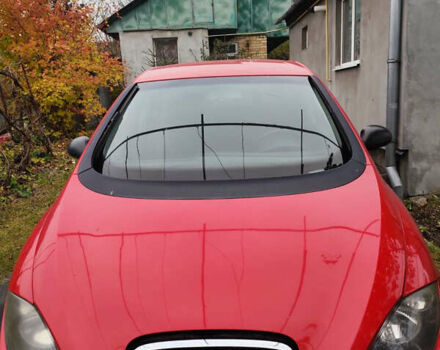 Красный Сеат Алтеа, объемом двигателя 1.6 л и пробегом 195 тыс. км за 3600 $, фото 2 на Automoto.ua