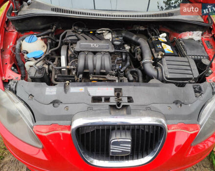 Красный Сеат Алтеа, объемом двигателя 1.6 л и пробегом 195 тыс. км за 3600 $, фото 8 на Automoto.ua