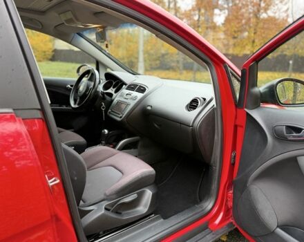 Сеат Алтеа 2005 в Буче на Automoto.ua Красный Сеат Алтеа, объемом двигателя 2 л и пробегом 245 тыс. км за 4700 $, фото 10 на Automoto.ua