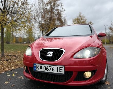 Сеат Алтеа 2005 в Буче на Automoto.ua Красный Сеат Алтеа, объемом двигателя 2 л и пробегом 245 тыс. км за 4700 $, фото 1 на Automoto.ua