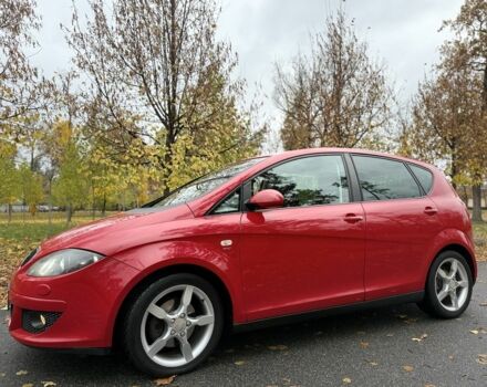 Сеат Алтеа 2005 в Буче на Automoto.ua Красный Сеат Алтеа, объемом двигателя 2 л и пробегом 245 тыс. км за 4700 $, фото 2 на Automoto.ua
