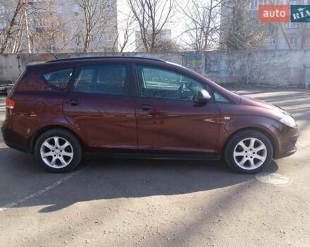 Червоний Сеат Altea, об'ємом двигуна 1.6 л та пробігом 240 тис. км за 5300 $, фото 9 на Automoto.ua