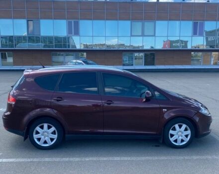 Красный Сеат Алтеа, объемом двигателя 2 л и пробегом 192 тыс. км за 7999 $, фото 2 на Automoto.ua