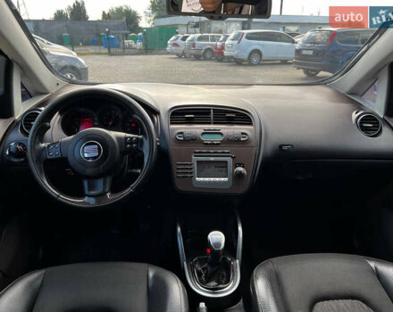 Сеат Алтеа 2008 в Днепре (Днепропетровске) на Automoto.ua Красный Сеат Алтеа, объемом двигателя 2 л и пробегом 220 тыс. км за 5999 $, фото 11 на Automoto.ua