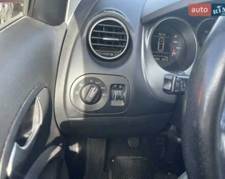 Червоний Сеат Altea, об'ємом двигуна 1.6 л та пробігом 235 тис. км за 8900 $, фото 4 на Automoto.ua