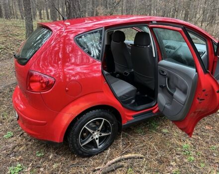 Красный Сеат Алтеа, объемом двигателя 1.6 л и пробегом 295 тыс. км за 3950 $, фото 6 на Automoto.ua