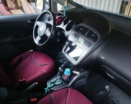 Красный Сеат Алтеа, объемом двигателя 2 л и пробегом 257 тыс. км за 6000 $, фото 3 на Automoto.ua