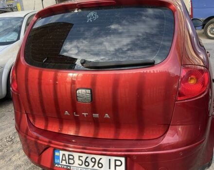 Красный Сеат Алтеа, объемом двигателя 1.4 л и пробегом 222 тыс. км за 6200 $, фото 3 на Automoto.ua