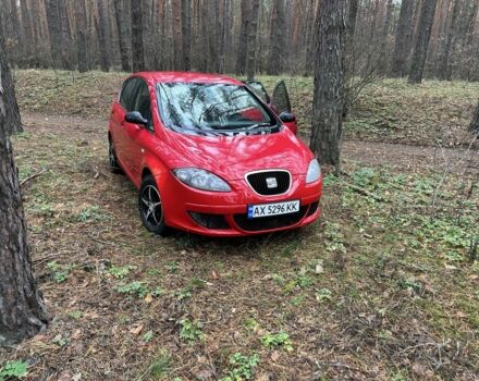 Червоний Сеат Altea, об'ємом двигуна 1.6 л та пробігом 295 тис. км за 3950 $, фото 1 на Automoto.ua