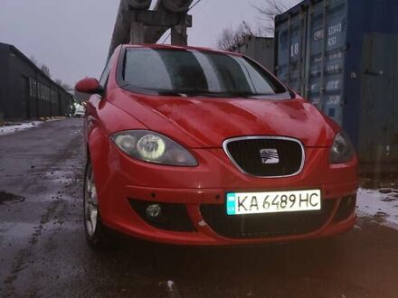 Червоний Сеат Altea, об'ємом двигуна 1.98 л та пробігом 201 тис. км за 5000 $, фото 1 на Automoto.ua