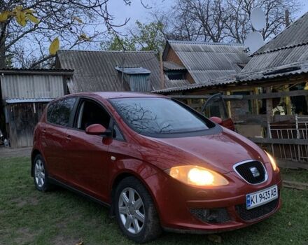 Червоний Сеат Altea, об'ємом двигуна 1.6 л та пробігом 231 тис. км за 4800 $, фото 1 на Automoto.ua