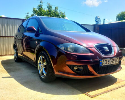 Червоний Сеат Altea, об'ємом двигуна 2 л та пробігом 217 тис. км за 5999 $, фото 1 на Automoto.ua