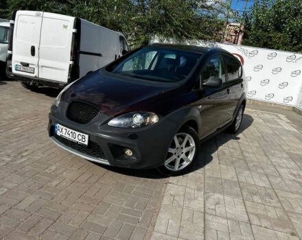 Червоний Сеат Altea, об'ємом двигуна 2 л та пробігом 220 тис. км за 6500 $, фото 1 на Automoto.ua