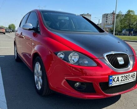 Красный Сеат Алтеа, объемом двигателя 2 л и пробегом 155 тыс. км за 5300 $, фото 1 на Automoto.ua
