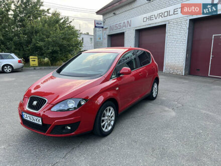 Сеат Алтеа 2011 в Черкассах на Automoto.ua Красный Сеат Алтеа, объемом двигателя 1.4 л и пробегом 225 тыс. км за 6500 $, фото 1 на Automoto.ua