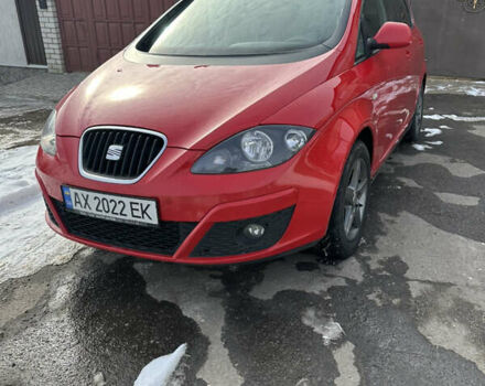 Червоний Сеат Altea, об'ємом двигуна 1.6 л та пробігом 180 тис. км за 10000 $, фото 1 на Automoto.ua