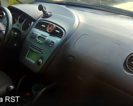 Сеат Алтеа, объемом двигателя 1.6 л и пробегом 270 тыс. км за 4000 $, фото 7 на Automoto.ua