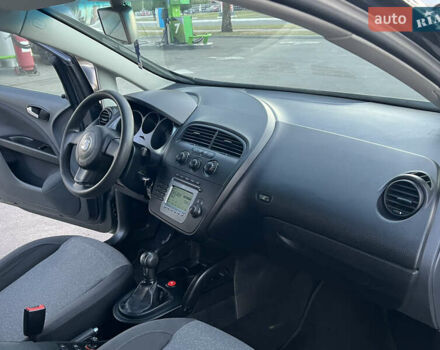 Сеат Altea, об'ємом двигуна 1.6 л та пробігом 224 тис. км за 5400 $, фото 56 на Automoto.ua