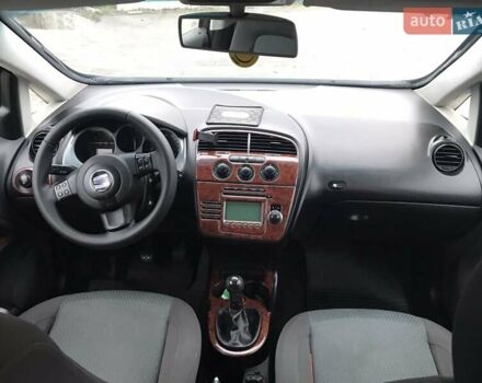 Сеат Altea, об'ємом двигуна 1.6 л та пробігом 278 тис. км за 5350 $, фото 14 на Automoto.ua