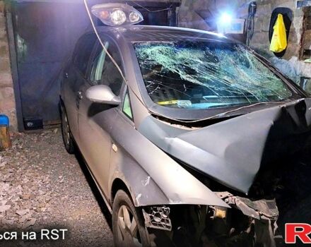 Сеат Алтеа, объемом двигателя 2 л и пробегом 0 тыс. км за 2500 $, фото 1 на Automoto.ua