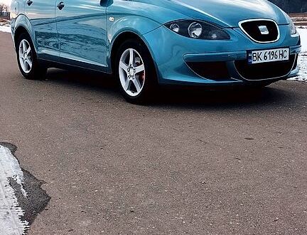 Сеат Altea 2007 у Рівному на Automoto.ua Сеат Altea, об'ємом двигуна 1.6 л та пробігом 192 тис. км за 5500 $, фото 1 на Automoto.ua