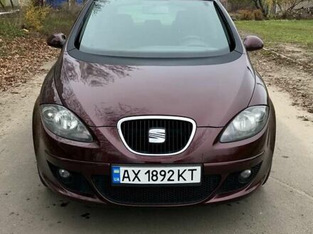 Сеат Алтеа 2008 в Чугуеве на Automoto.ua Сеат Алтеа, объемом двигателя 2 л и пробегом 126 тыс. км за 6900 $, фото 1 на Automoto.ua