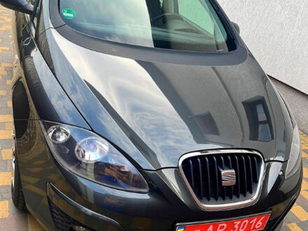 Сеат Altea 2012 у Харкові на Automoto.ua Сеат Altea, об'ємом двигуна 1.2 л та пробігом 159 тис. км за 6700 $, фото 1 на Automoto.ua