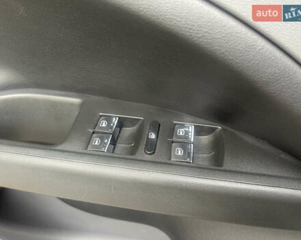 Жовтий Сеат Altea, об'ємом двигуна 1.97 л та пробігом 205 тис. км за 6900 $, фото 14 на Automoto.ua