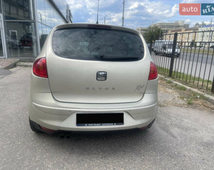 Жовтий Сеат Altea, об'ємом двигуна 1.97 л та пробігом 205 тис. км за 6900 $, фото 4 на Automoto.ua