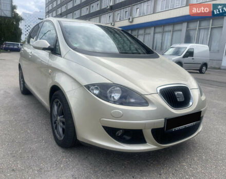 Жовтий Сеат Altea, об'ємом двигуна 1.97 л та пробігом 205 тис. км за 6900 $, фото 5 на Automoto.ua