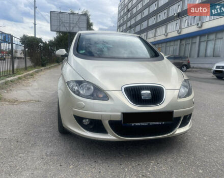 Жовтий Сеат Altea, об'ємом двигуна 1.97 л та пробігом 205 тис. км за 6900 $, фото 2 на Automoto.ua