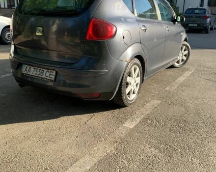 Сірий Сеат Altea, об'ємом двигуна 1.6 л та пробігом 680 тис. км за 2905 $, фото 3 на Automoto.ua