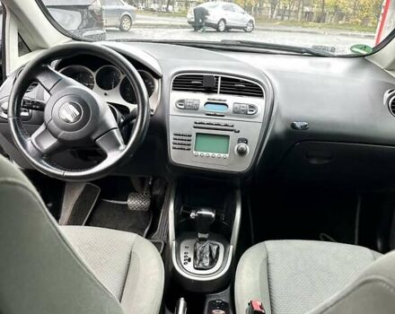Сеат Altea 2004 у Новояворівськ на Automoto.ua Сірий Сеат Altea, об'ємом двигуна 1.9 л та пробігом 334 тис. км за 5800 $, фото 1 на Automoto.ua