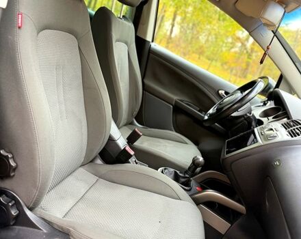 Серый Сеат Алтеа, объемом двигателя 2 л и пробегом 256 тыс. км за 5999 $, фото 7 на Automoto.ua