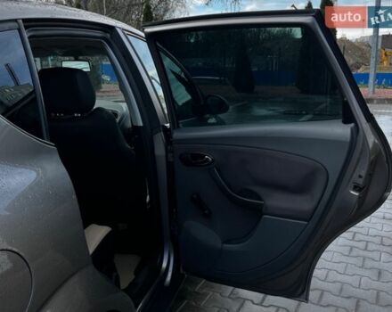 Сірий Сеат Altea, об'ємом двигуна 1.9 л та пробігом 355 тис. км за 4800 $, фото 17 на Automoto.ua