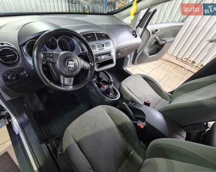 Серый Сеат Алтеа, объемом двигателя 1.9 л и пробегом 276 тыс. км за 4500 $, фото 4 на Automoto.ua