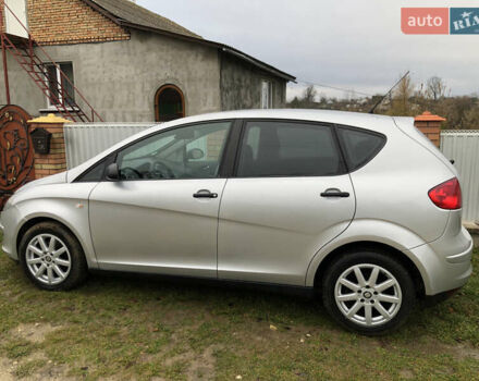 Серый Сеат Алтеа, объемом двигателя 1.6 л и пробегом 300 тыс. км за 4500 $, фото 5 на Automoto.ua